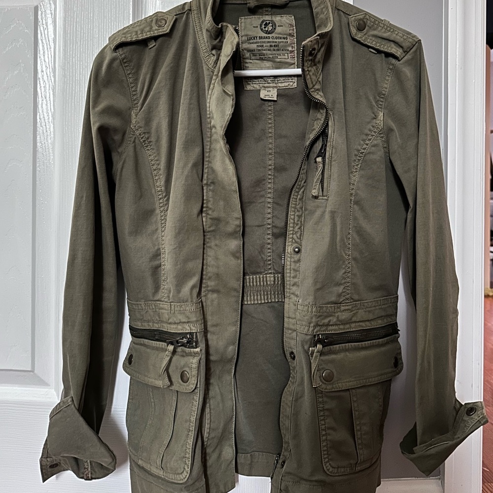 ⚡️🖤 Lucky Brand Utility Jacket in Army Geeen